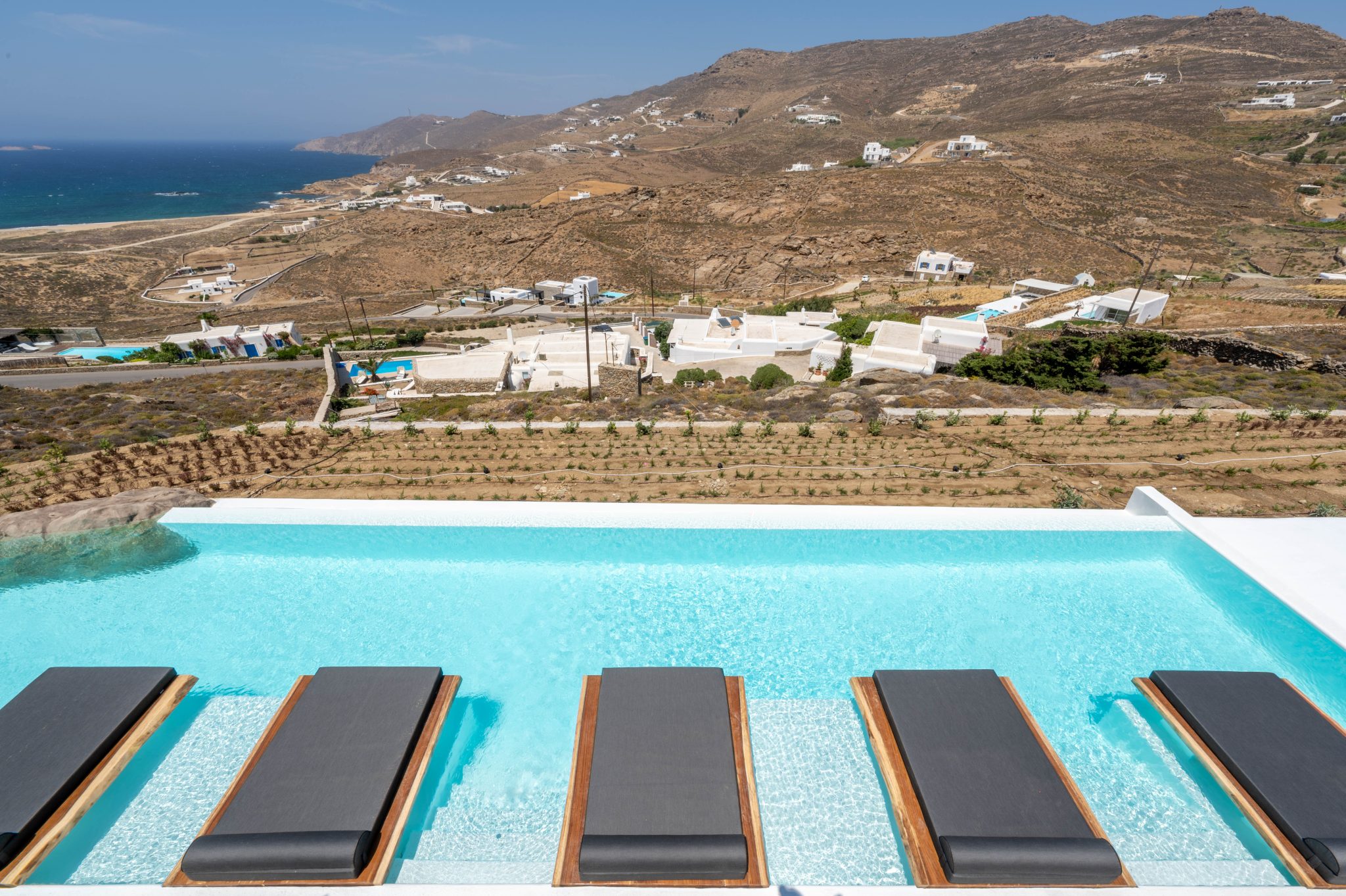 Villa Percenium in Ftelia-mykonos available for rent by Presidence