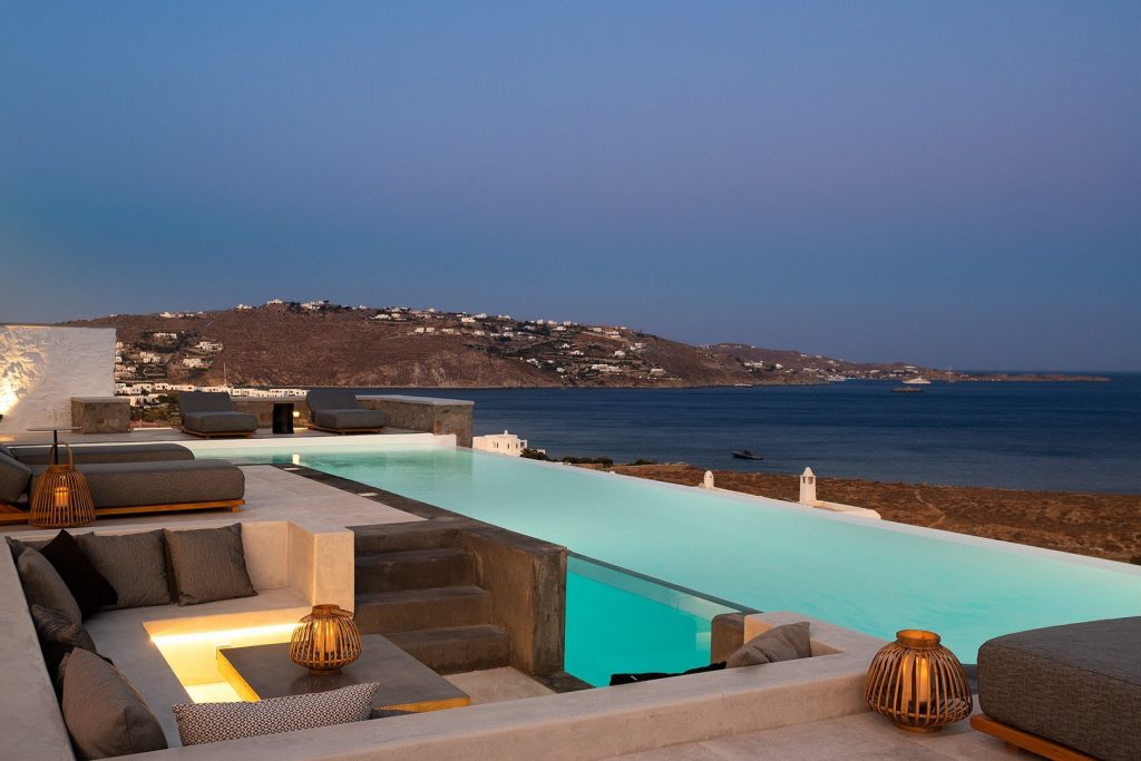 Villa Fortunam in Aleomandra-mykonos available for rent by Presidence