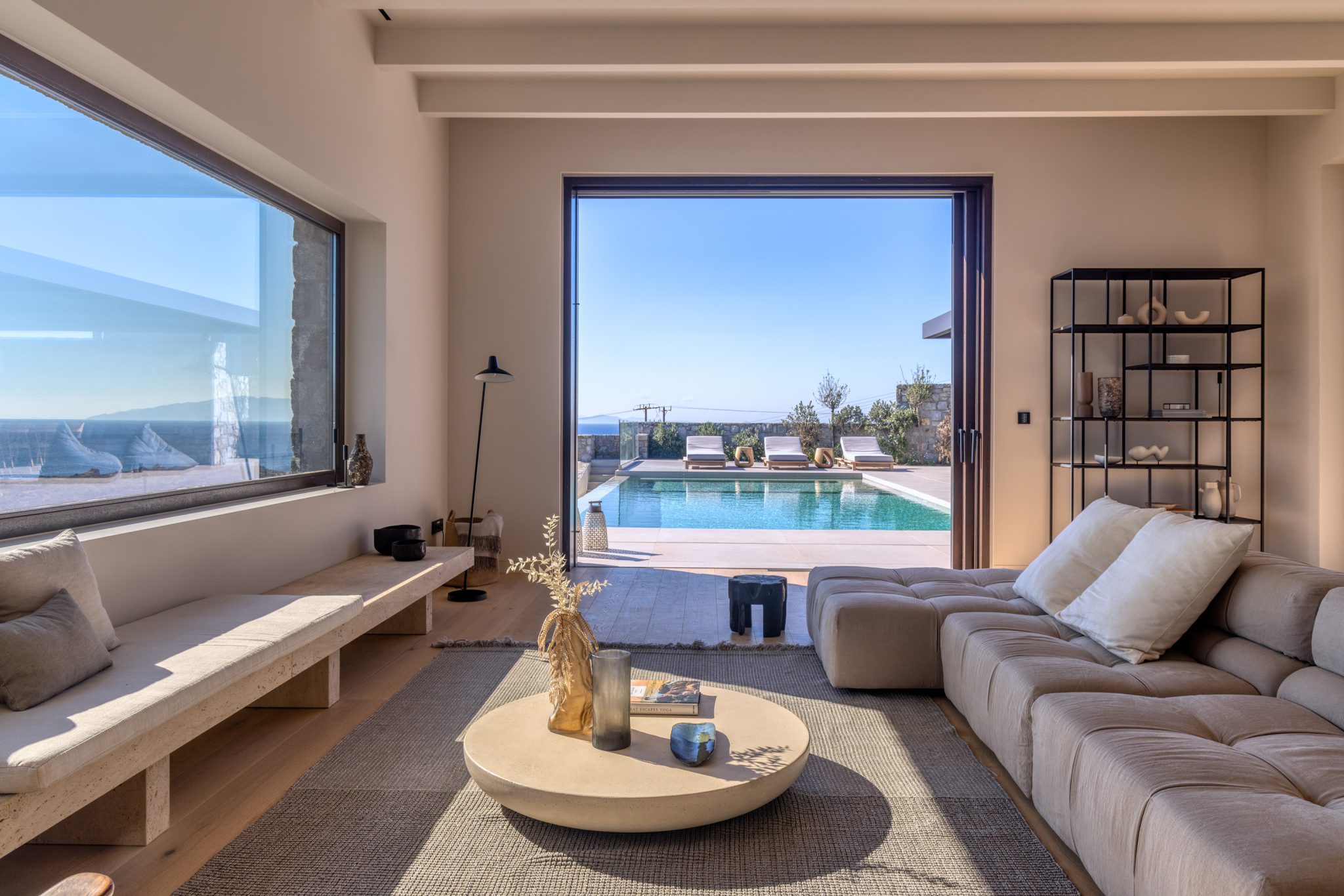 Villa Mirage in Aleomandra-mykonos available for rent by Presidence