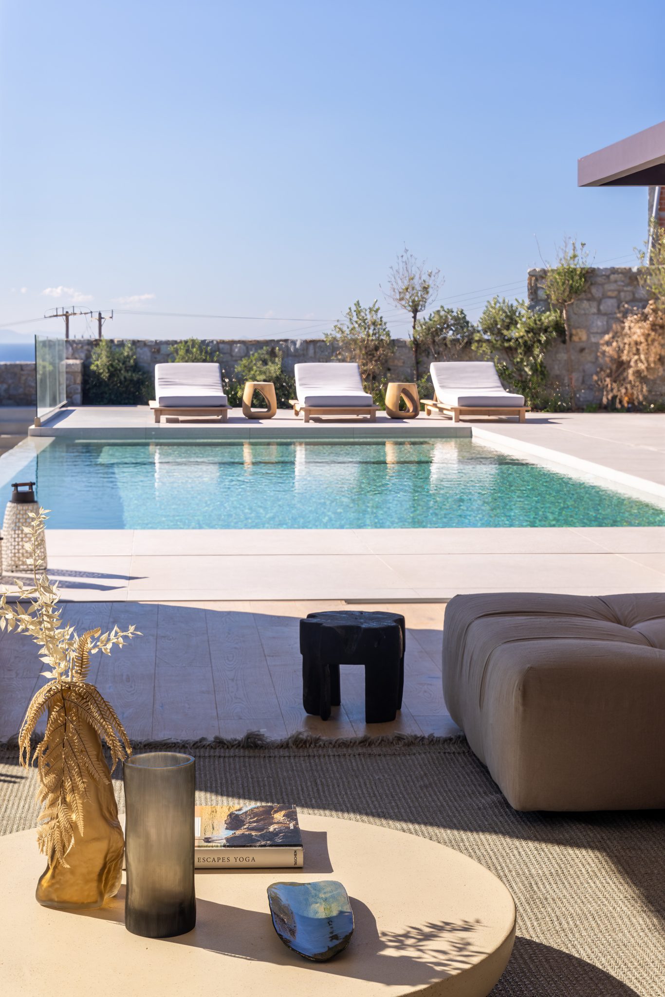 Villa Mirage in Aleomandra-mykonos available for rent by Presidence