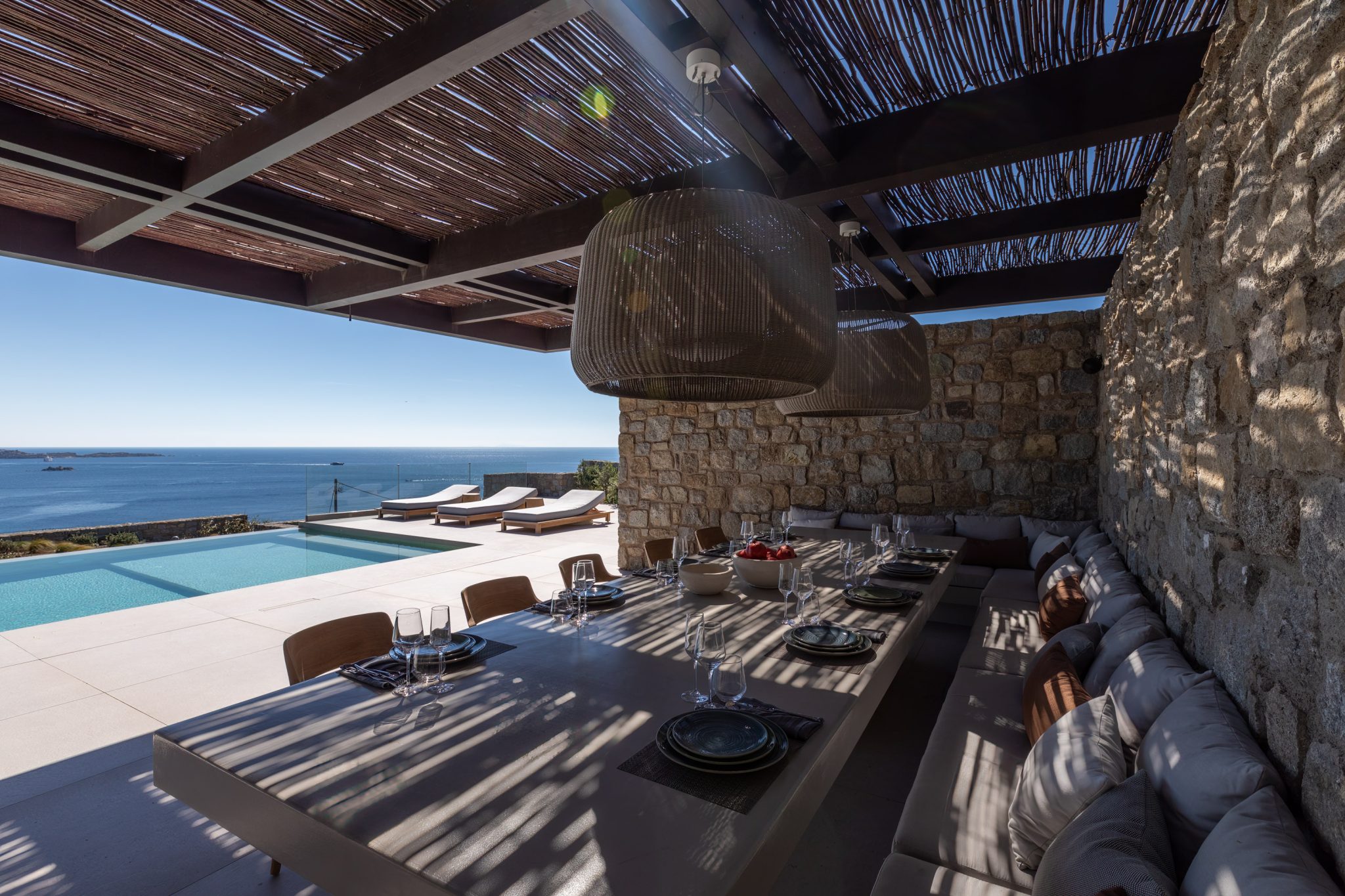 Villa Mirage in Aleomandra-mykonos available for rent by Presidence