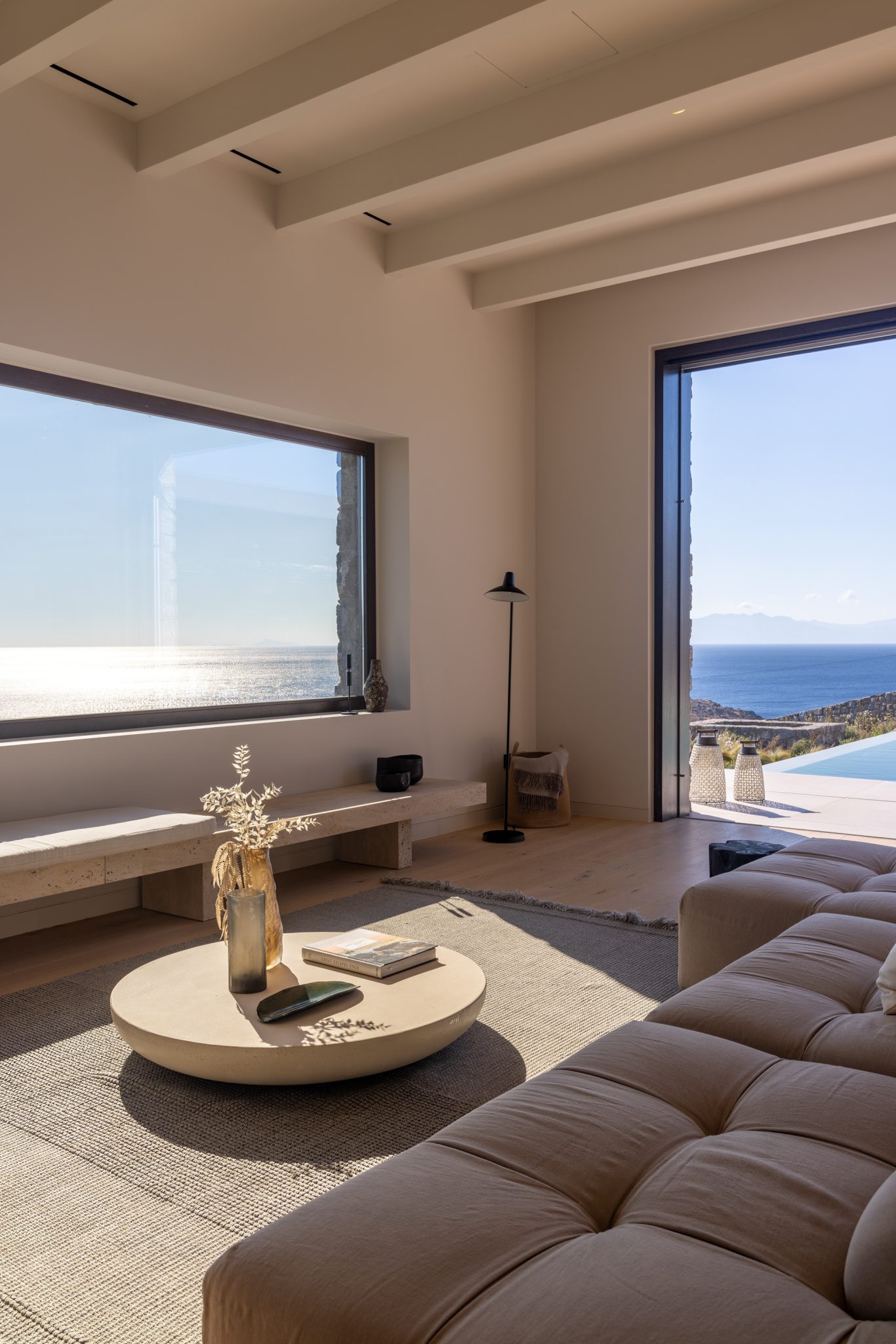 Villa Mirage in Aleomandra-mykonos available for rent by Presidence