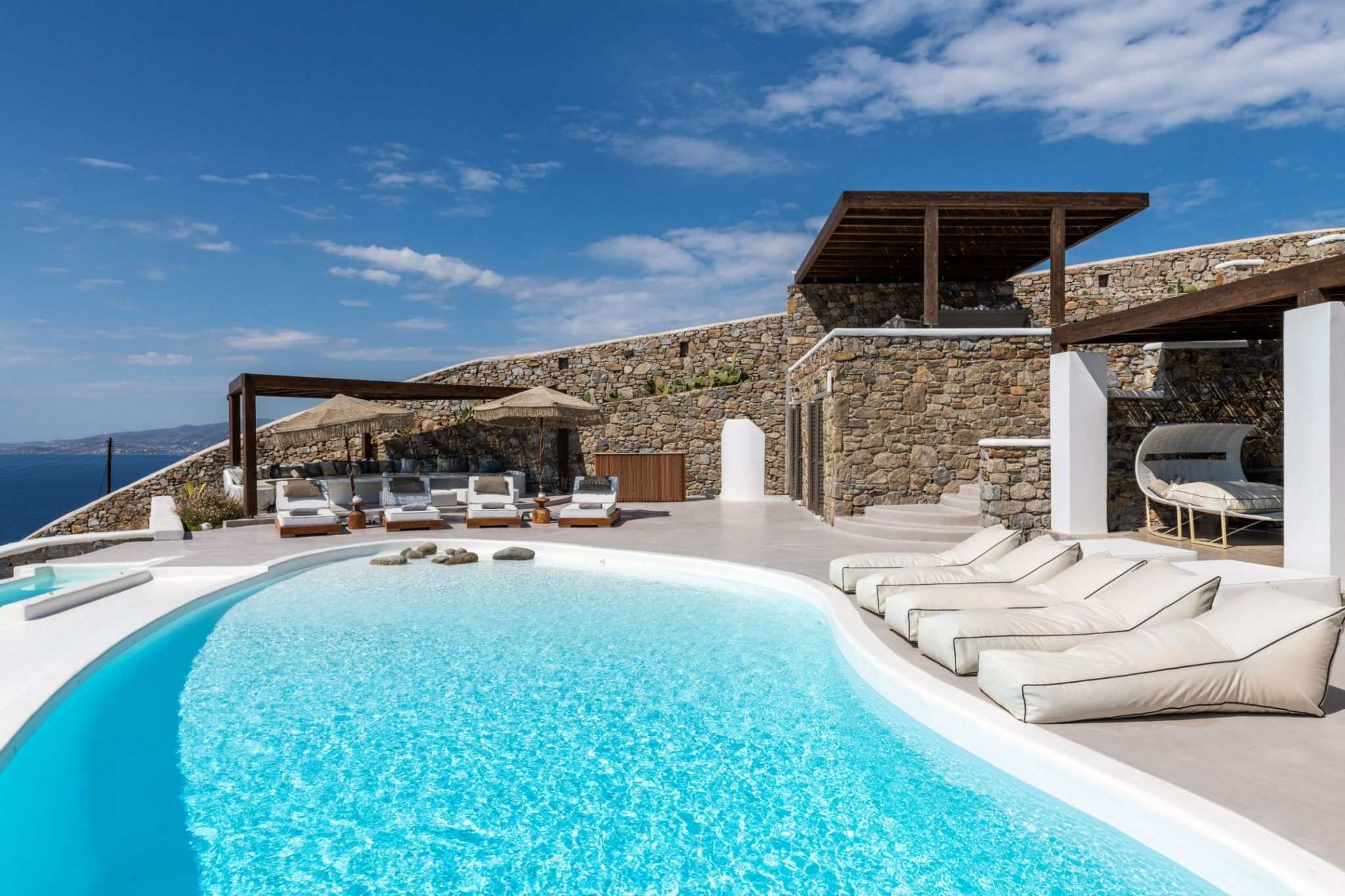Villa Hédoniste in Fanari-mykonos available for rent by Presidence