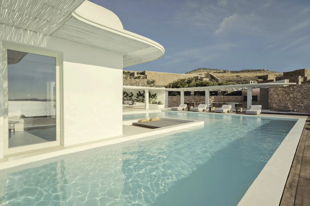 Villa Zoe in Tourlos-mykonos available for rent by Presidence