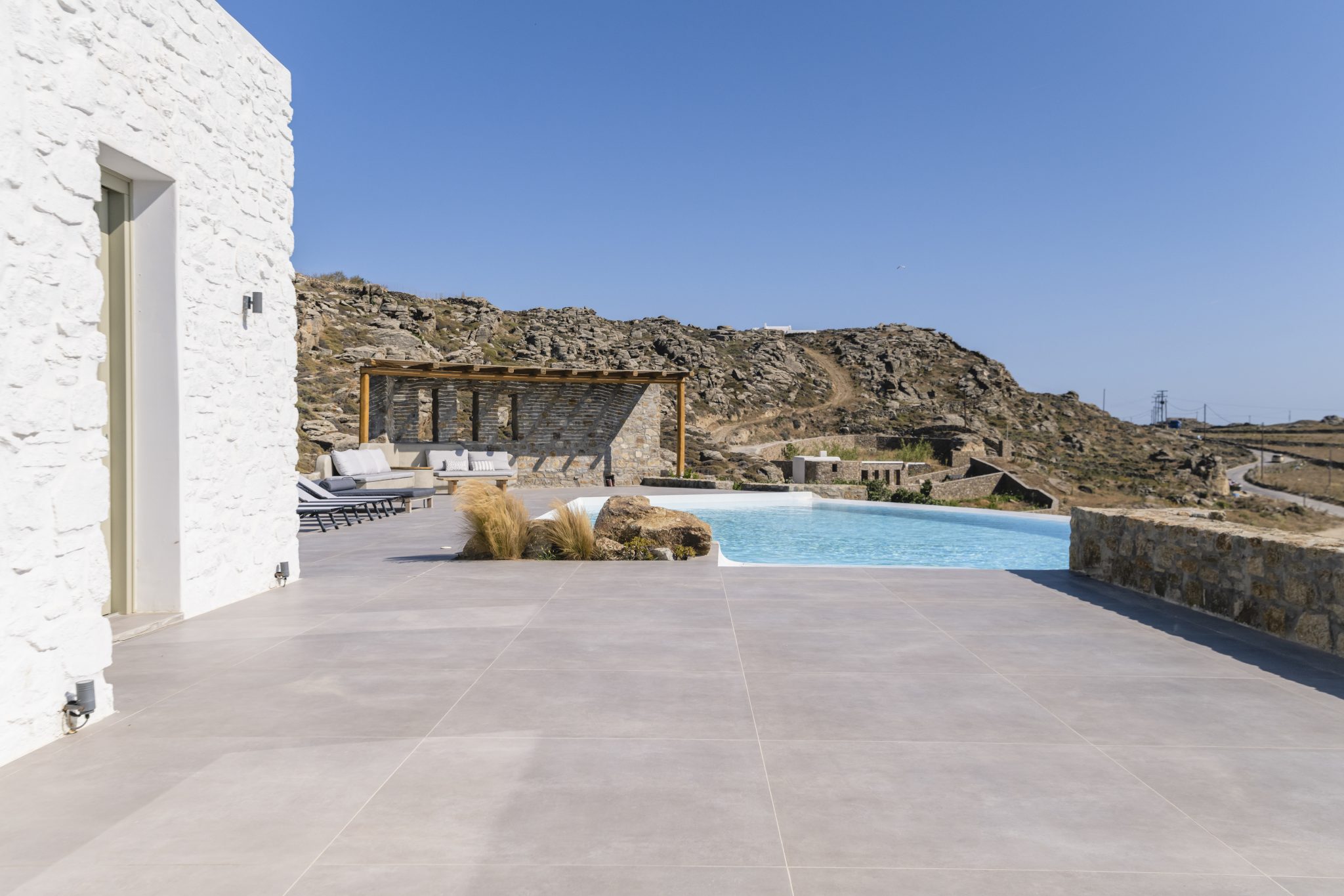 Villa Chateau in Kastro-mykonos available for rent by Presidence
