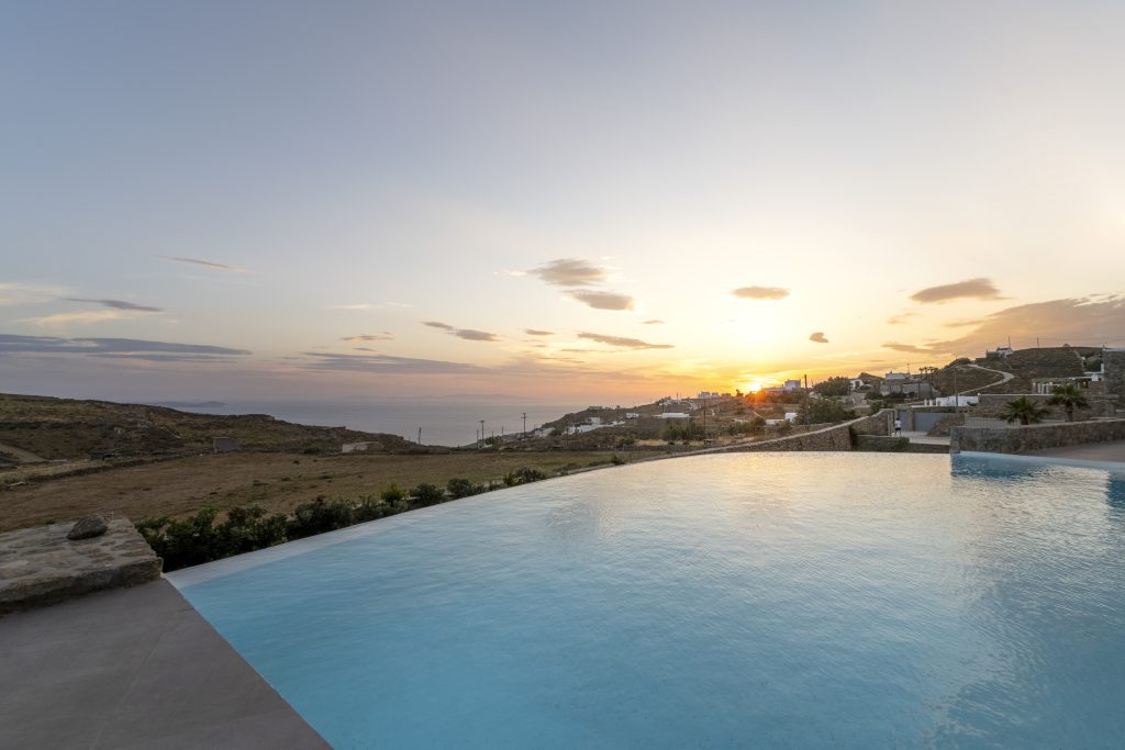 Villa Chateau in Kastro-mykonos available for rent by Presidence