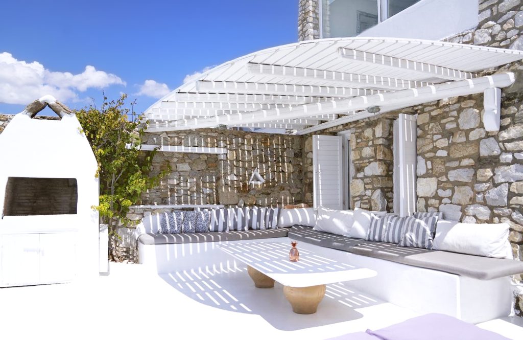 Villa Ember in Pouli-mykonos available for rent by Presidence