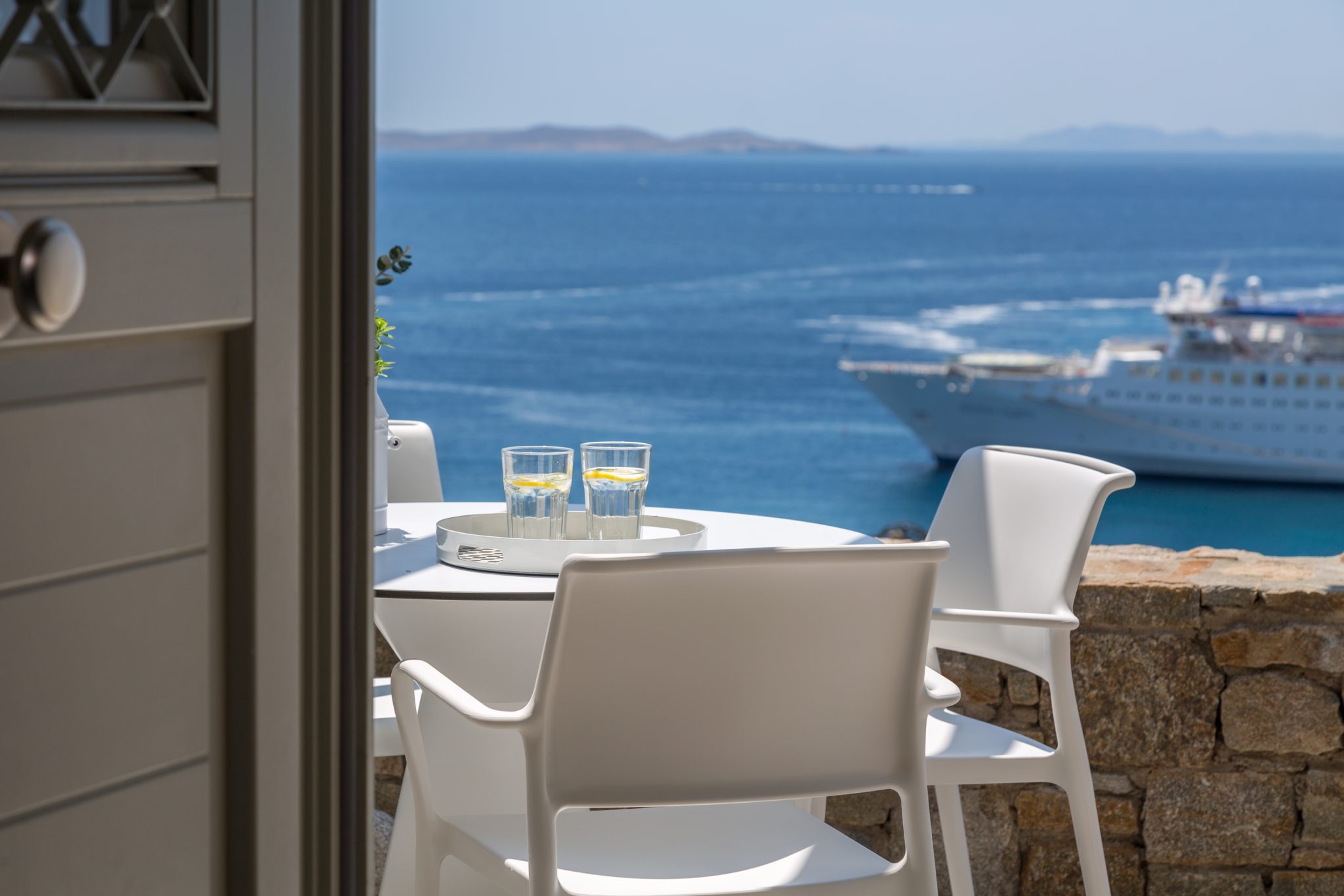 Villa Atlatis in Tourlos-mykonos available for rent by Presidence