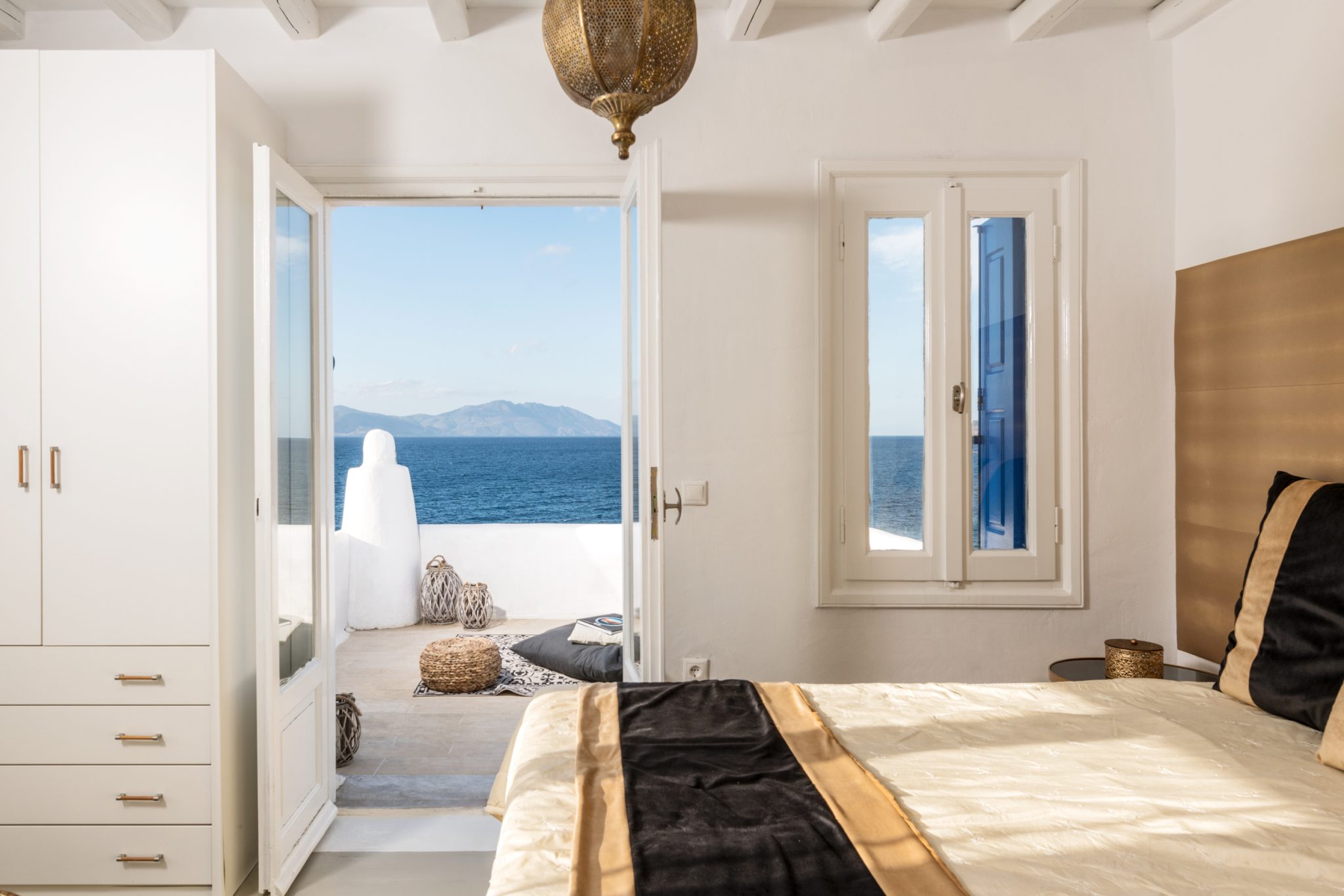 Villa Leanna in Drafaki-mykonos available for rent by Presidence