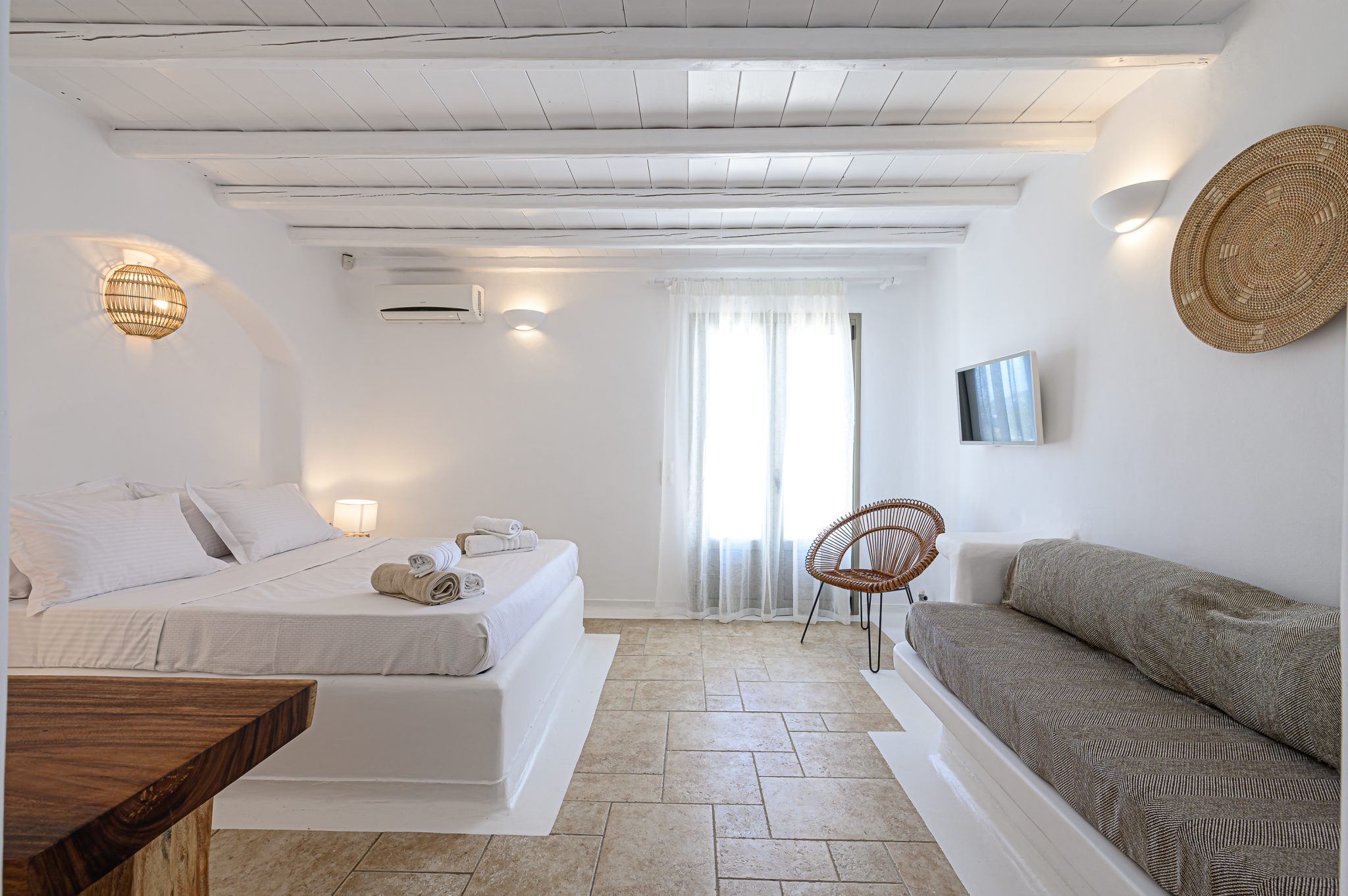 Villa Summit in Ornos-mykonos available for rent by Presidence