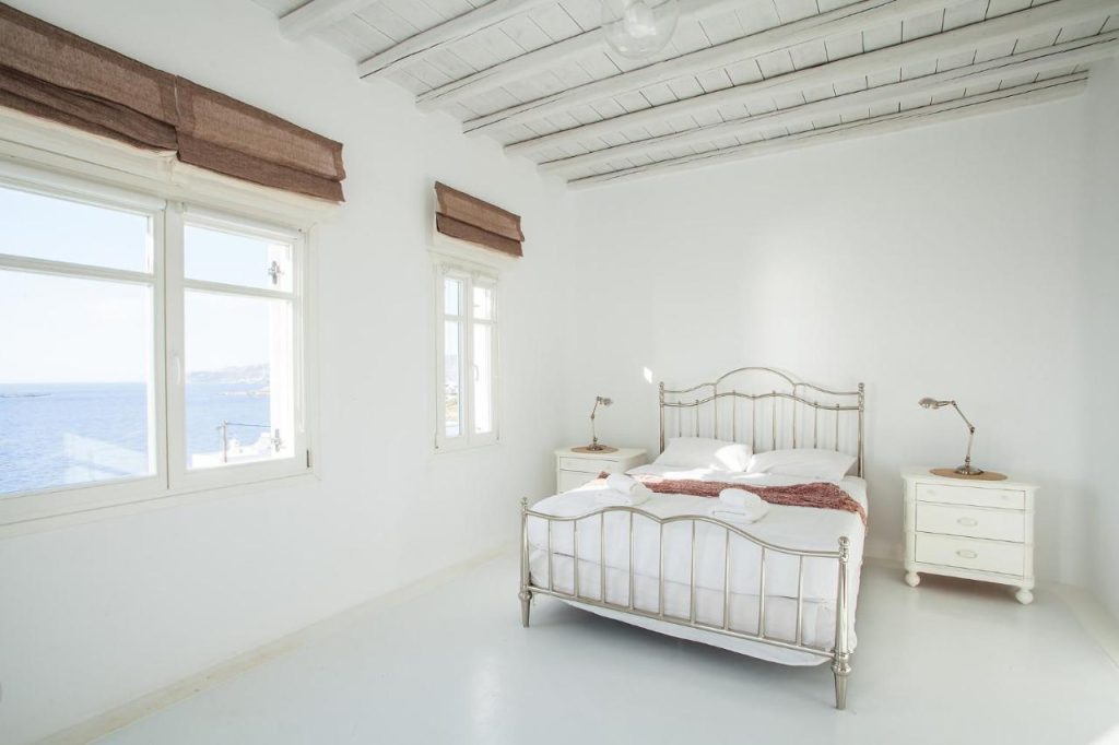 Villa Calista in Pouli-mykonos available for rent by Presidence