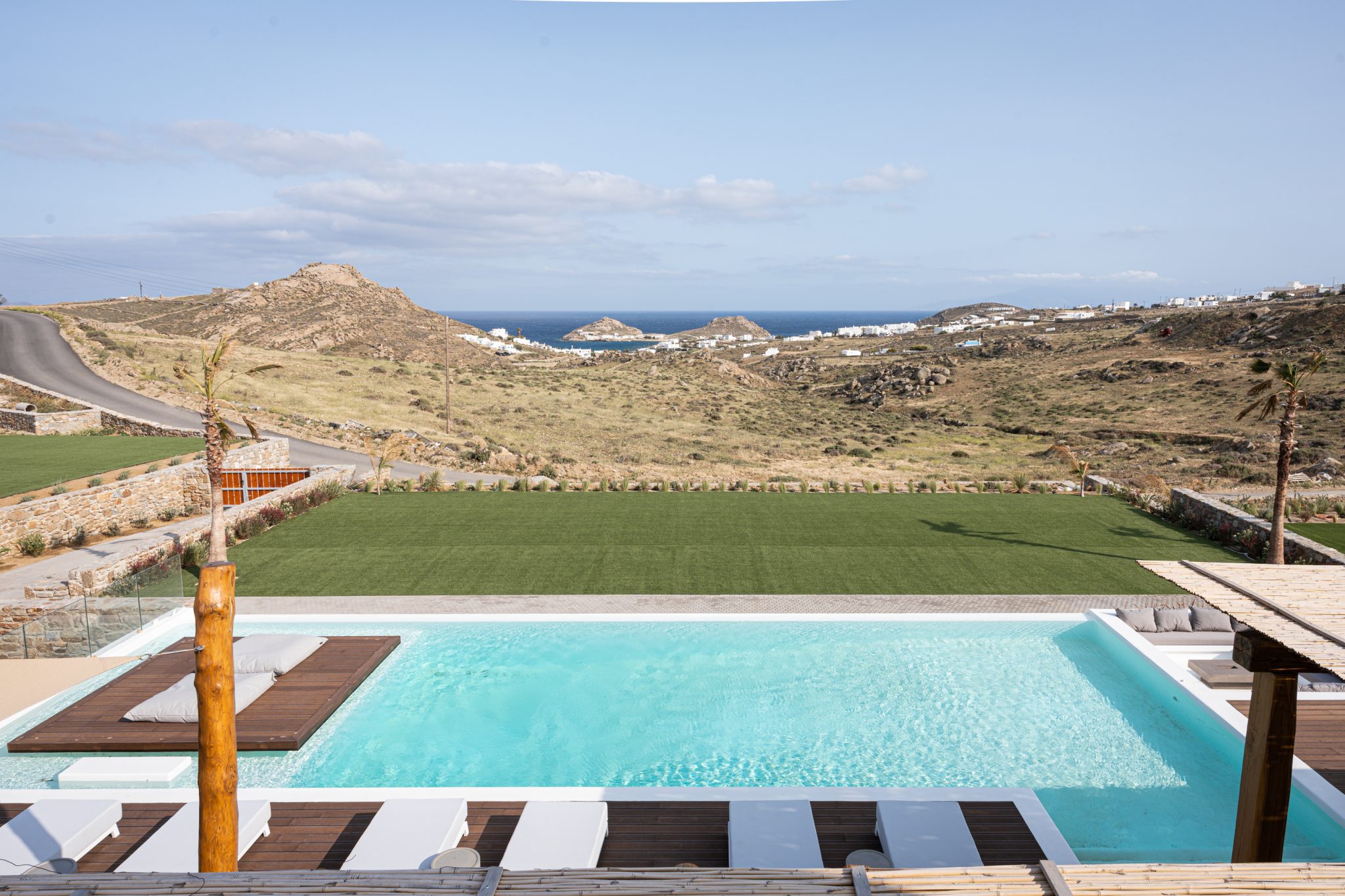 Villa Harris in Kalafatis-mykonos available for rent by Presidence