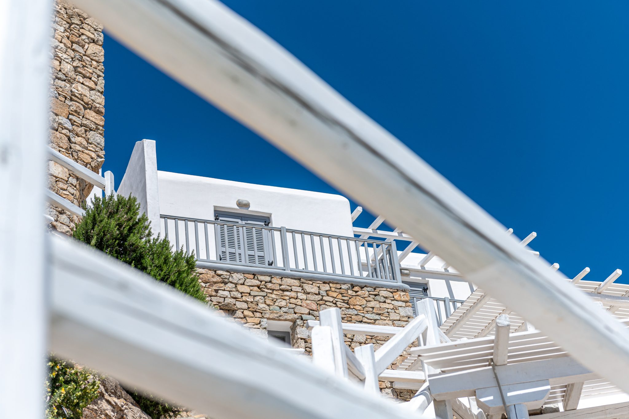 Villa Thule in Psarou-mykonos available for rent by Presidence