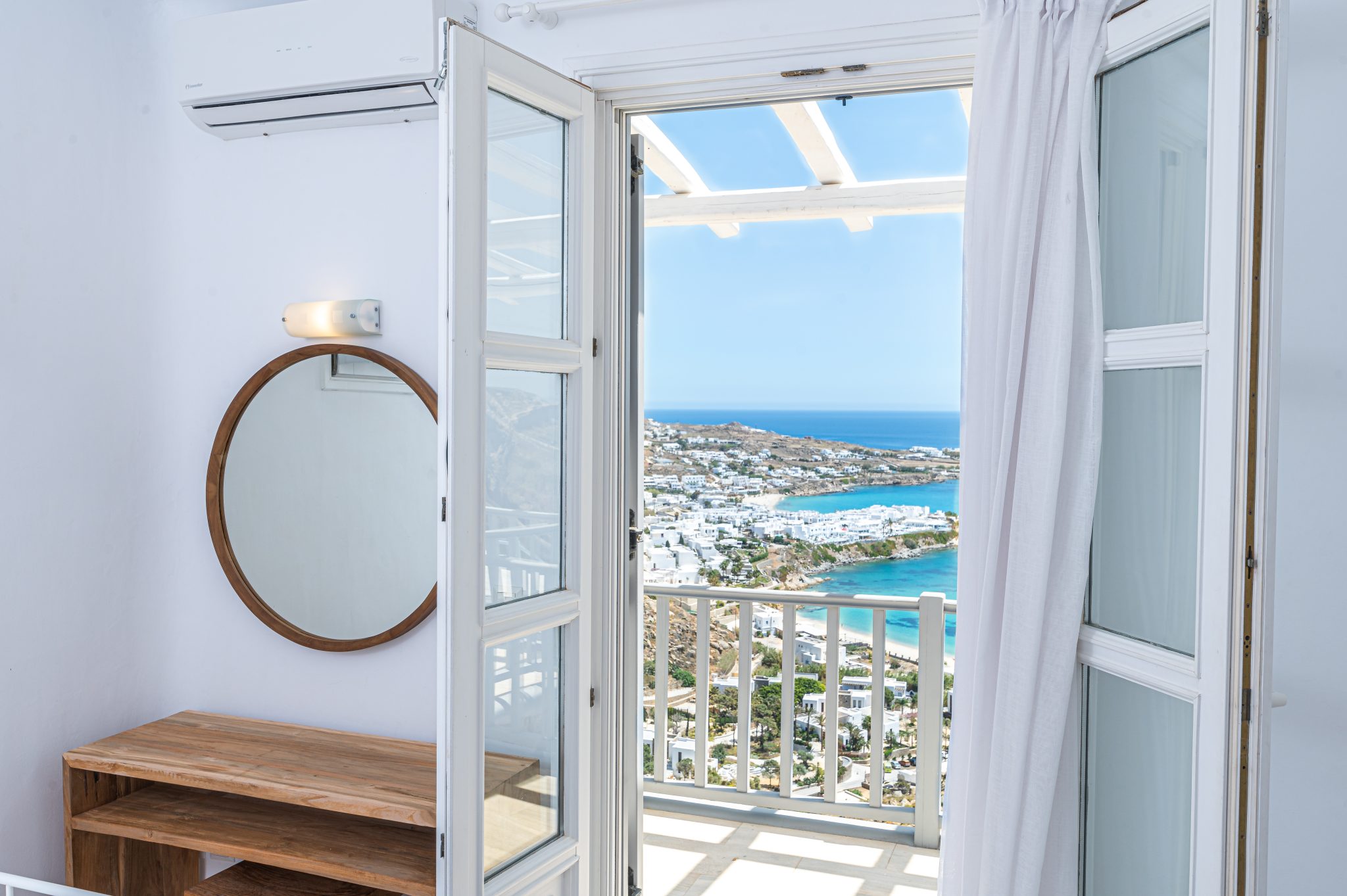 Villa Thule in Psarou-mykonos available for rent by Presidence