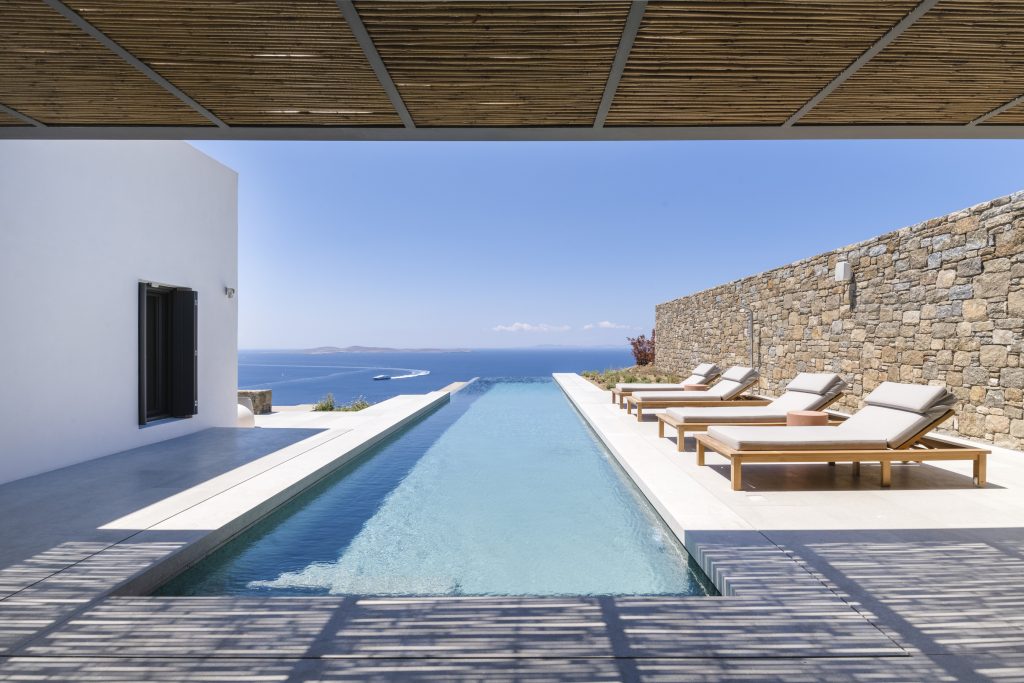 Villa Paris in Tourlos-mykonos available for rent by Presidence