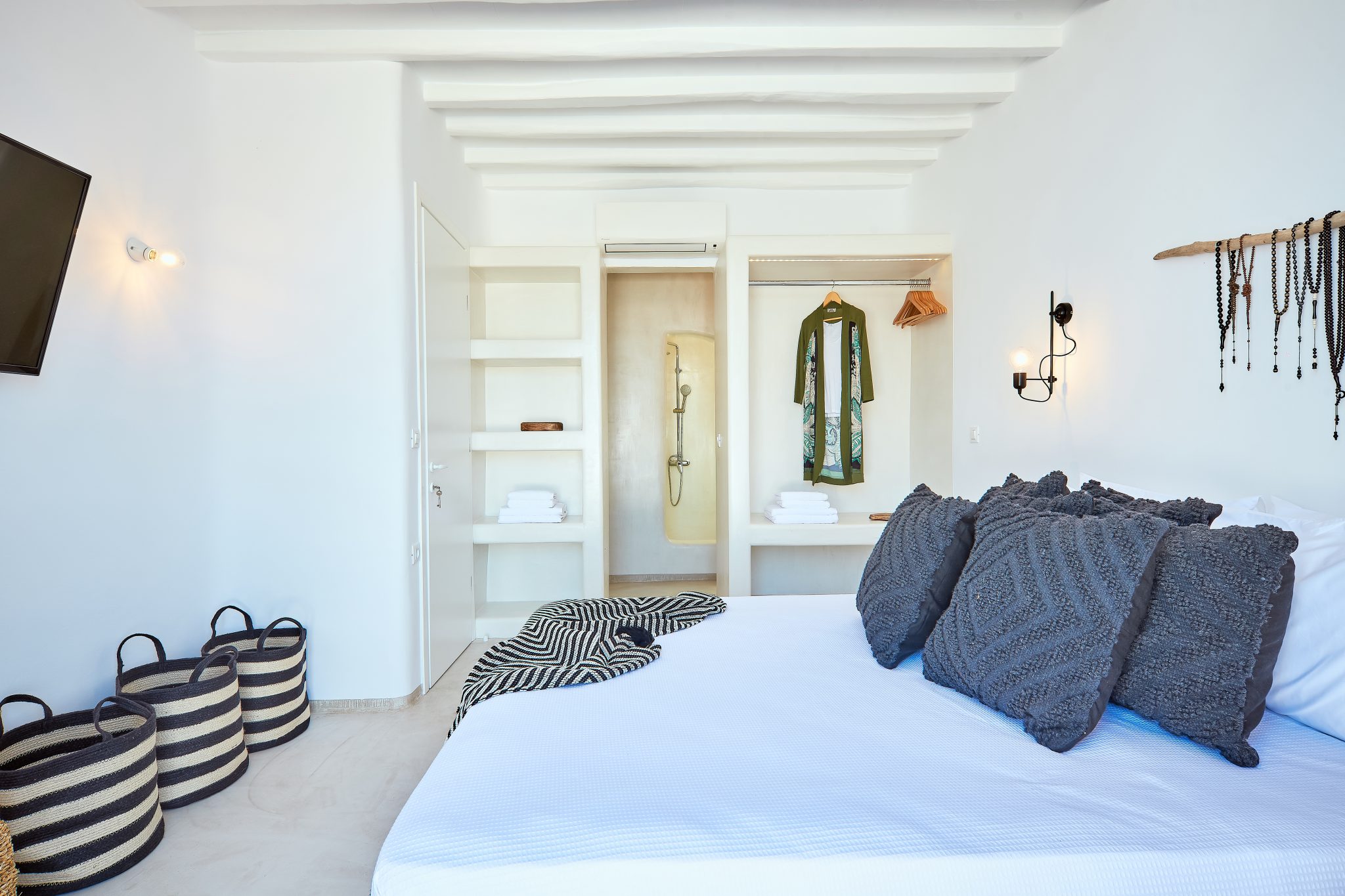 Villa Annora in Ftelia-mykonos available for rent by Presidence