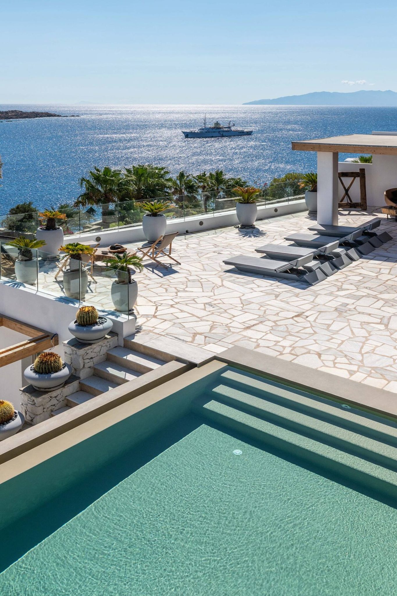 Villa Lora in Agios Lazaros-mykonos available for rent by Presidence