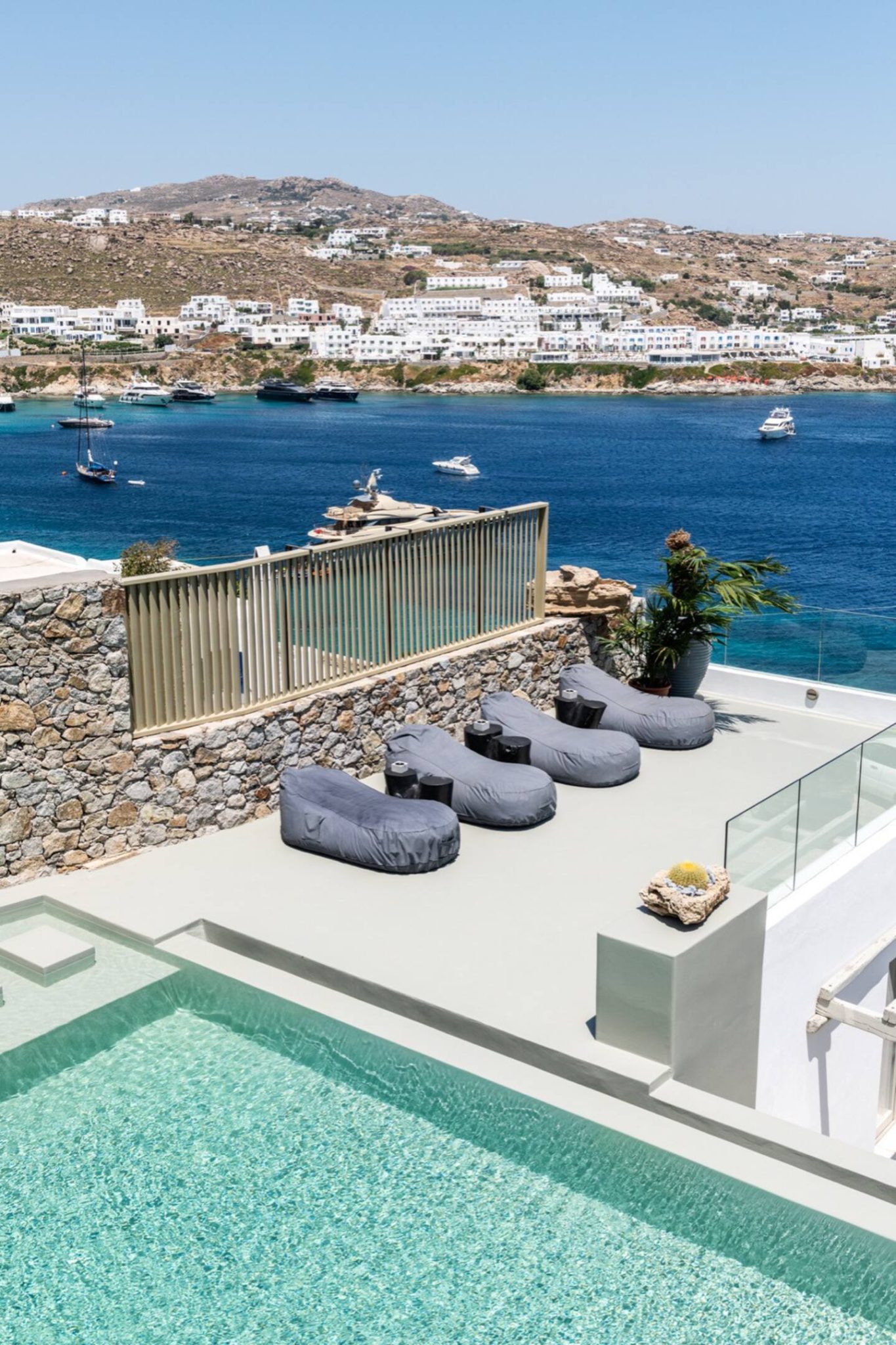 Villa Lora in Agios Lazaros-mykonos available for rent by Presidence