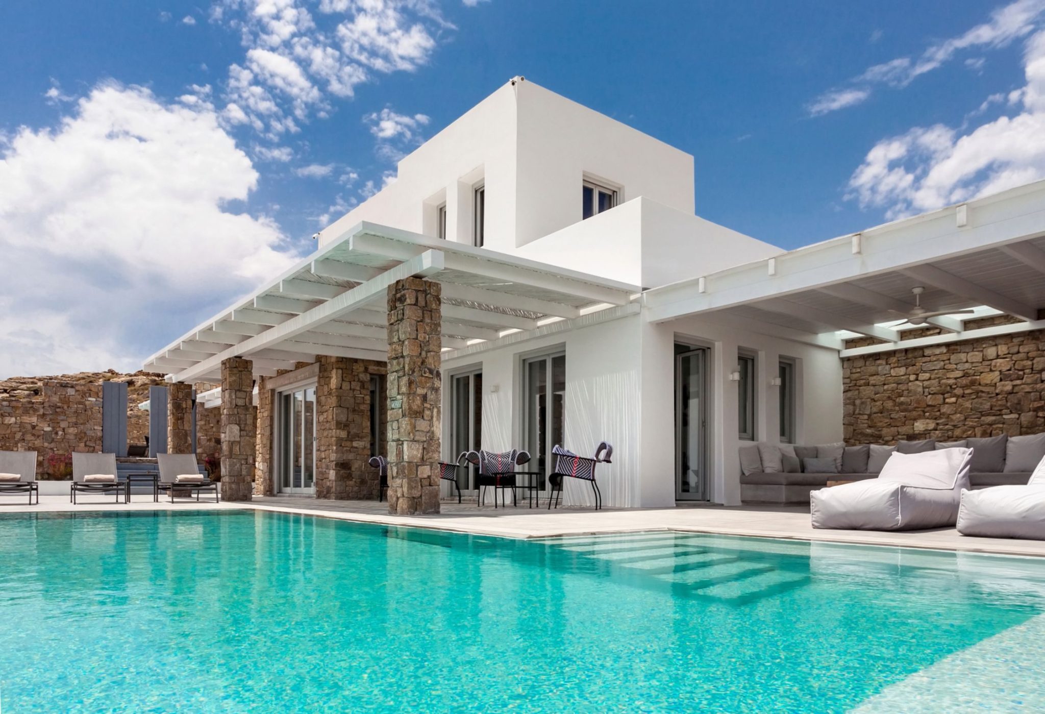 Villa Nora in Elia-mykonos available for rent by Presidence