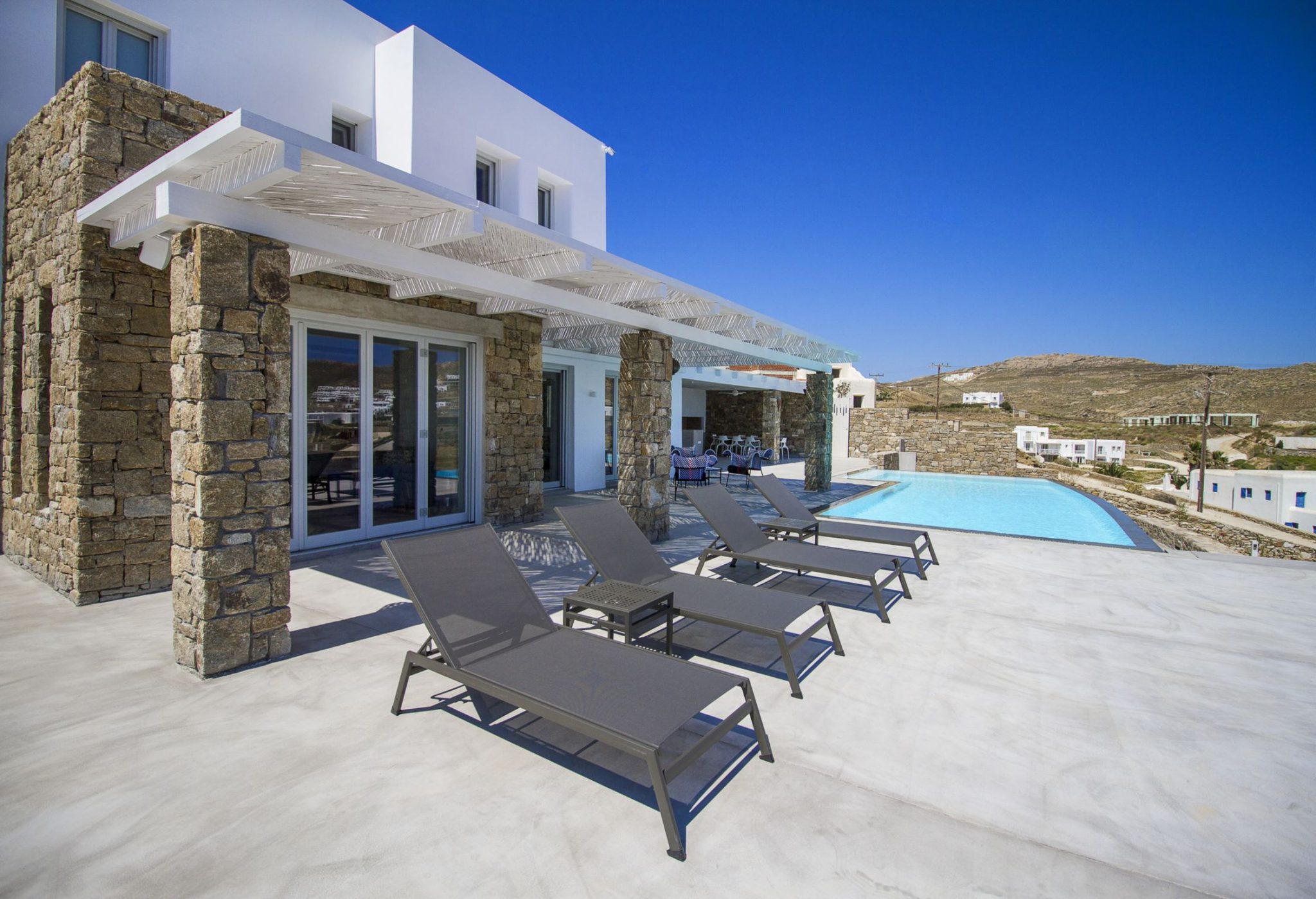 Villa Nora in Elia-mykonos available for rent by Presidence