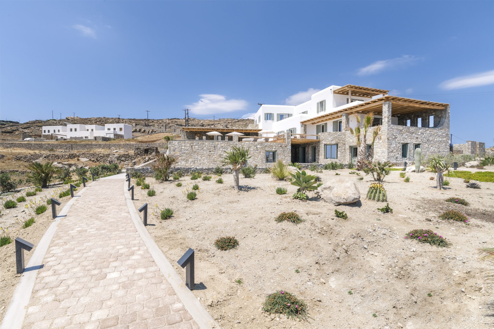 Villa Eden in Ornos-mykonos available for rent by Presidence