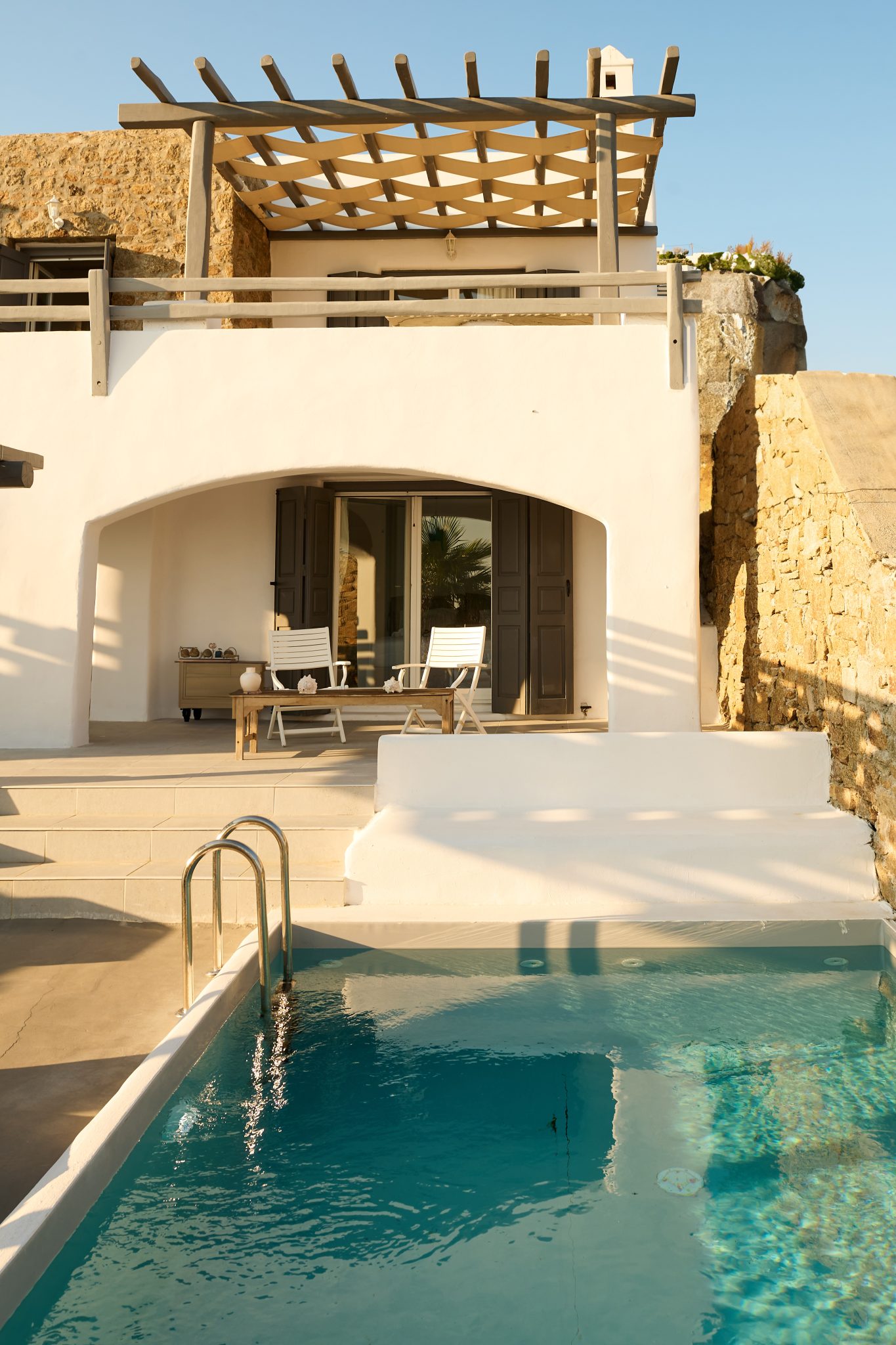 Villa Alice in Choulakia-mykonos available for rent by Presidence