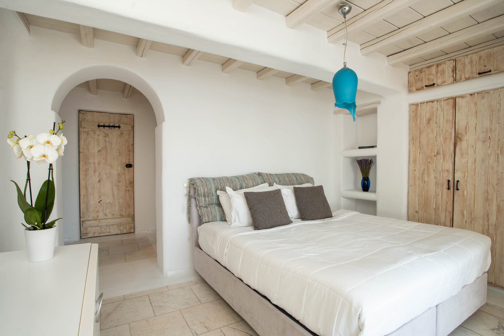 Villa Alice in Choulakia-mykonos available for rent by Presidence